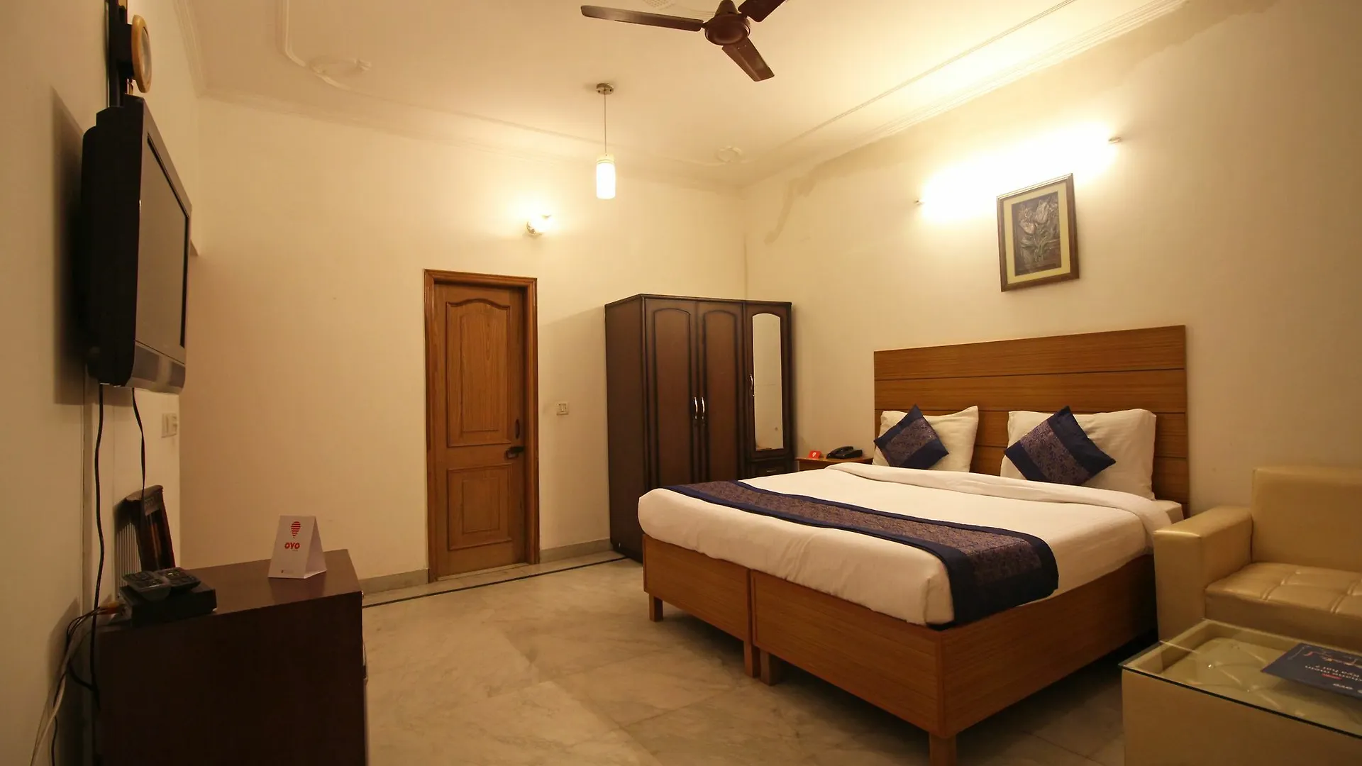Oyo 6835 Green Residency Gurgaon